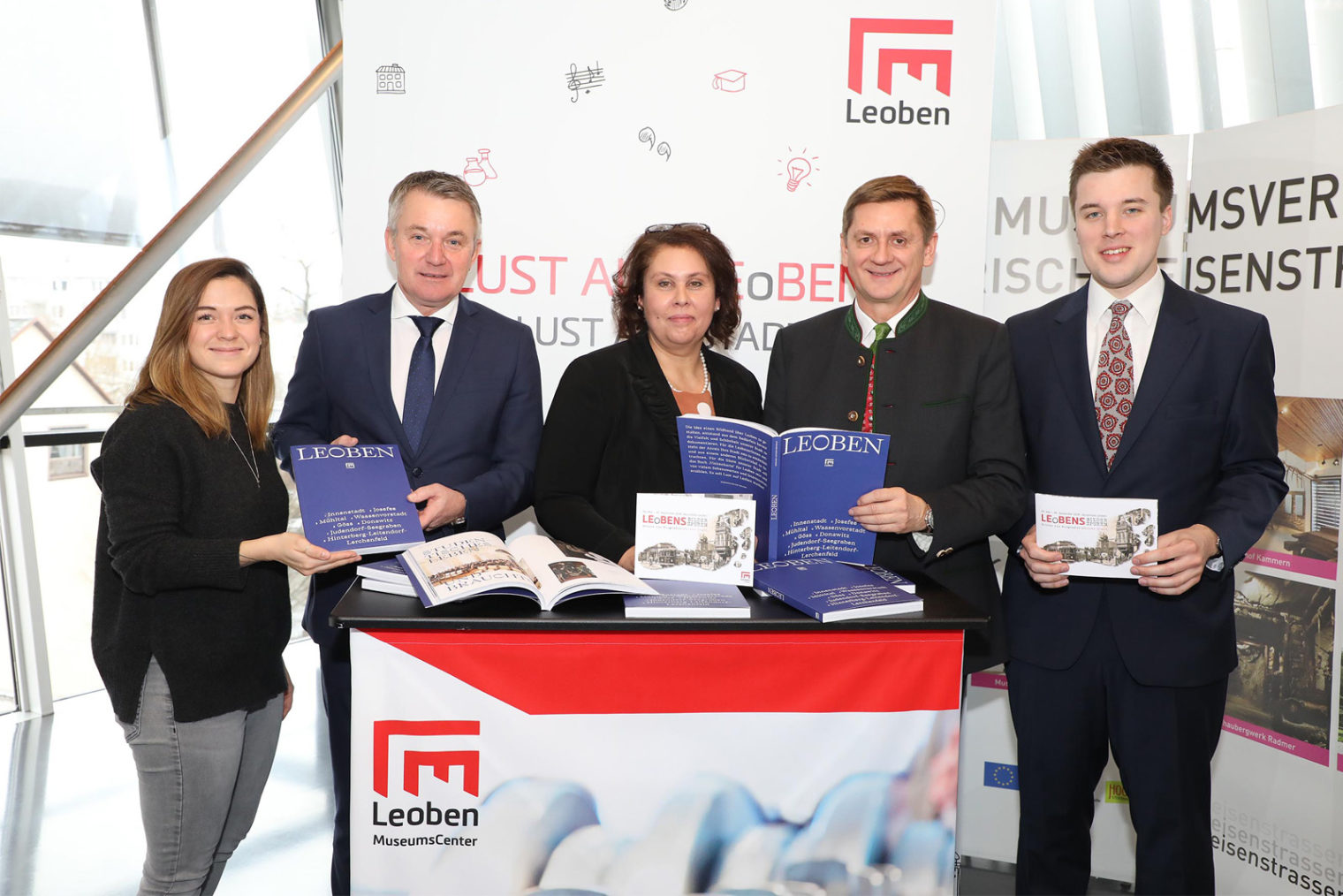 group photo at the exhibition Leobensbilder 2018